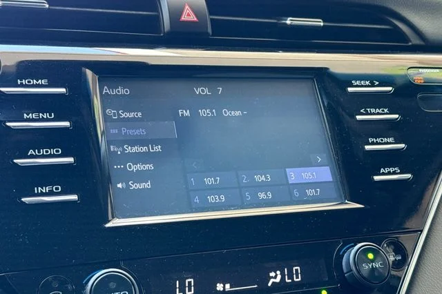 Used 2018 Brown Toyota XLE image 20