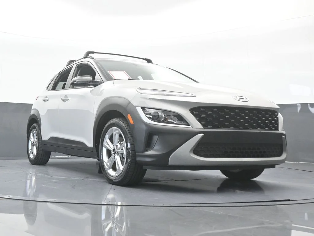 Used 2023 Cyber Silver w/Black Roof Hyundai SEL image 57