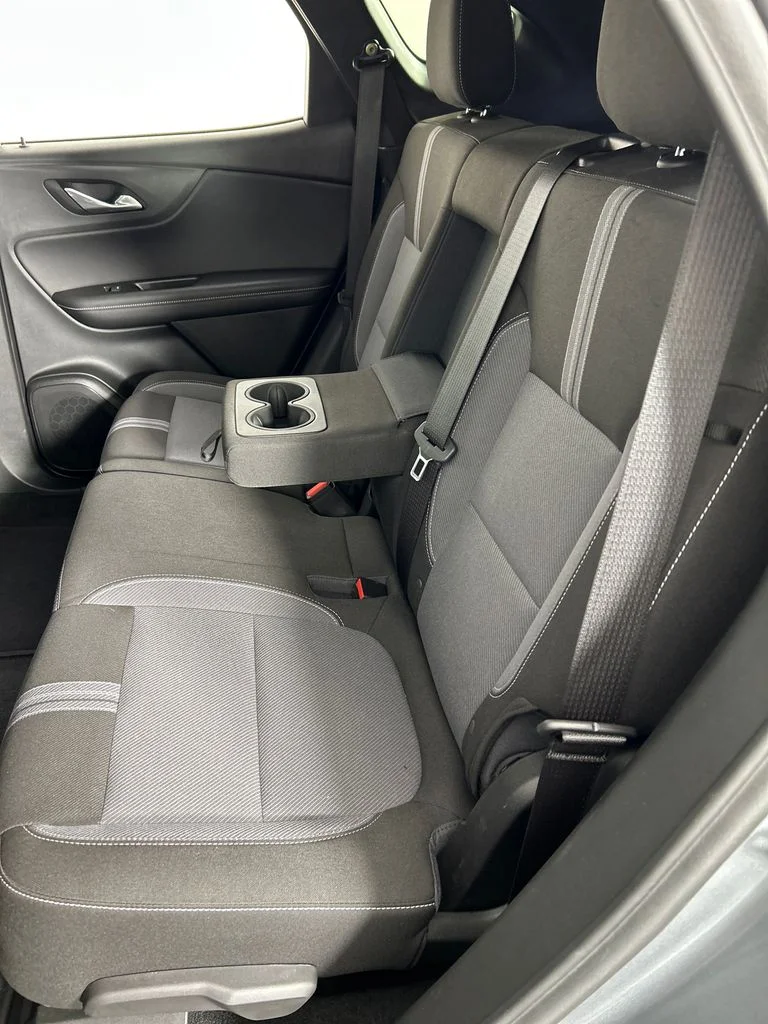Used 2025 Gray Chevrolet LT image 17
