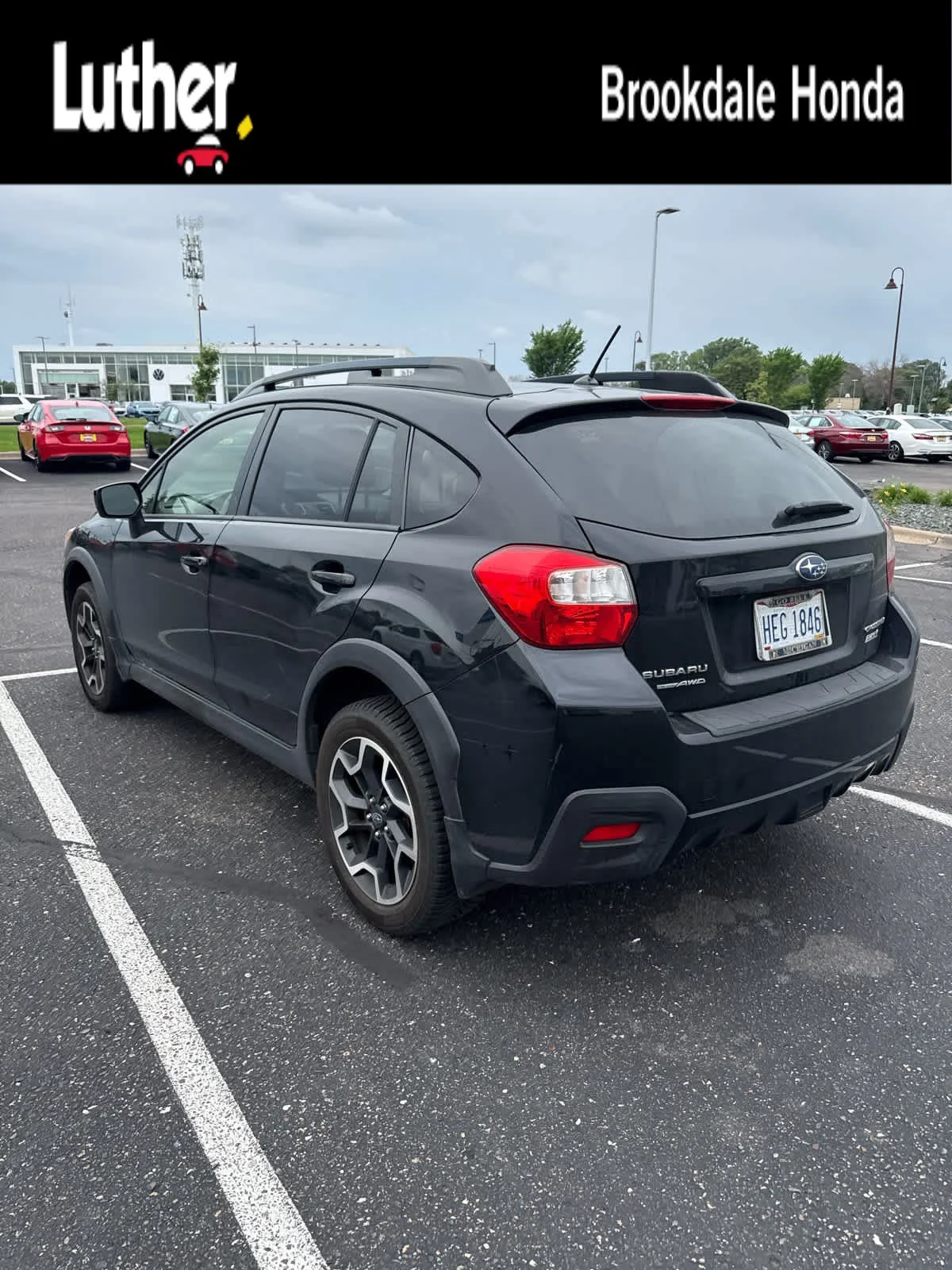 Used 2017 Crystal Black Silica Subaru Premium image 1