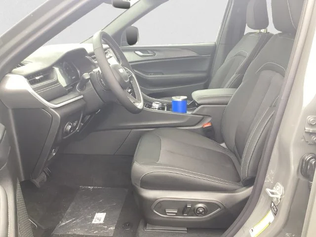 New 2027 Gray Jeep L LAREDO X 4X4 image 9