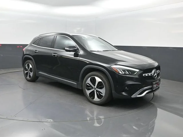 Used 2025 Black Mercedes-Benz GLA 250 image 29