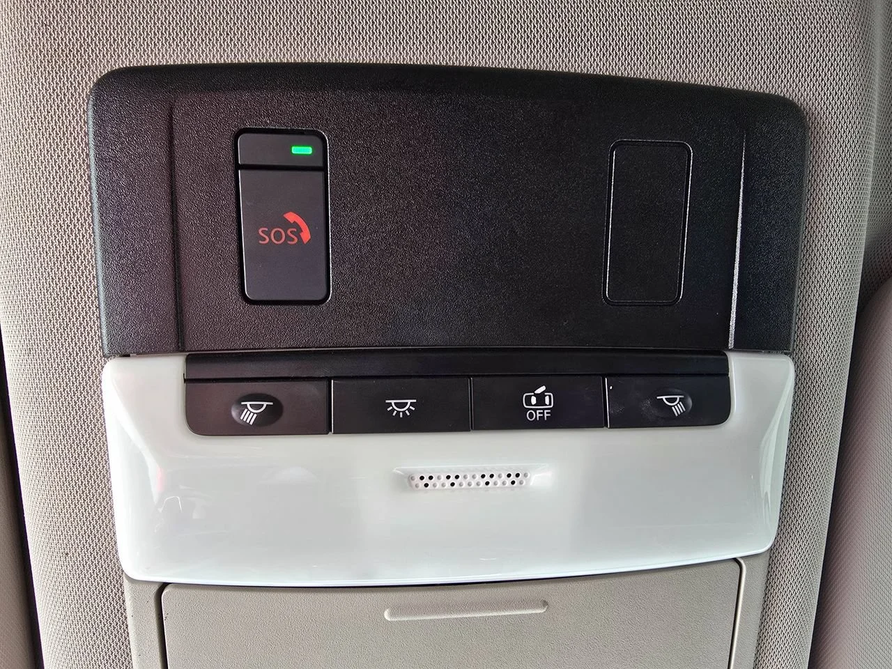 Used 2023 Gray Nissan SV Intelligent AWD image 24