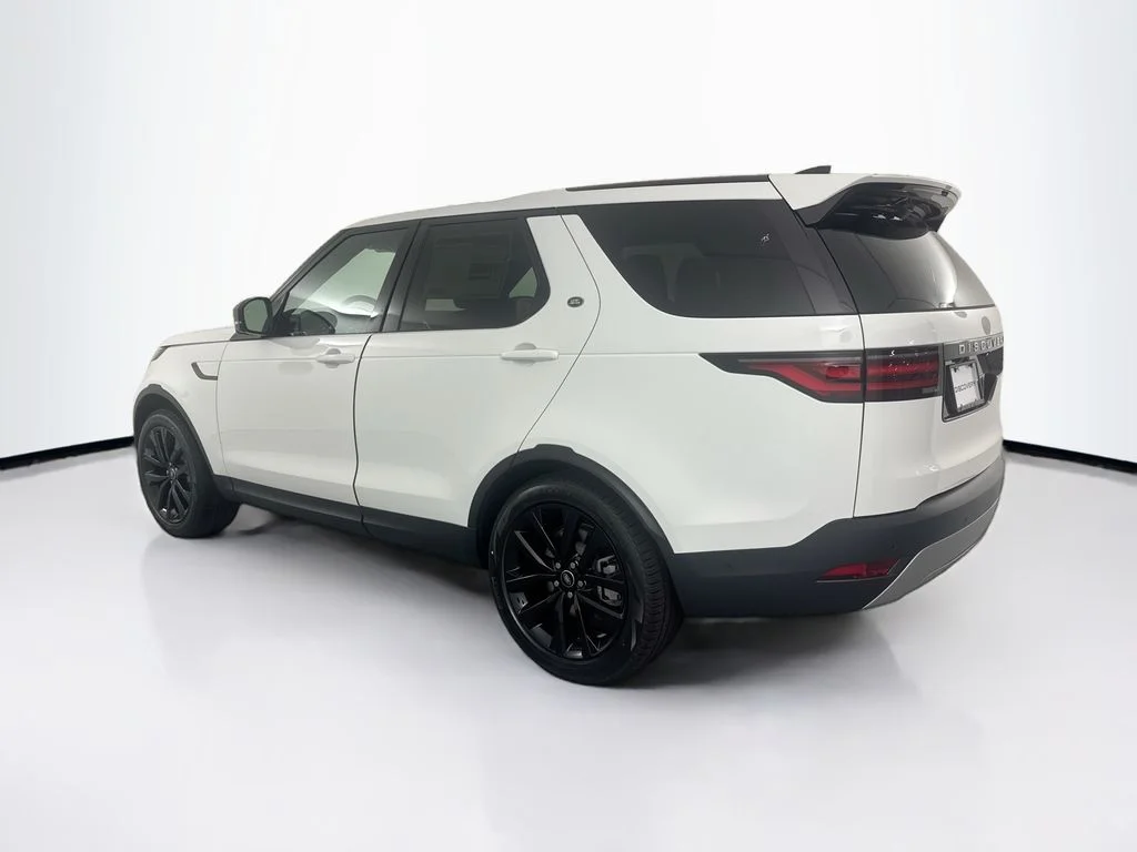 New 2026 Fuji White Land Rover S image 7