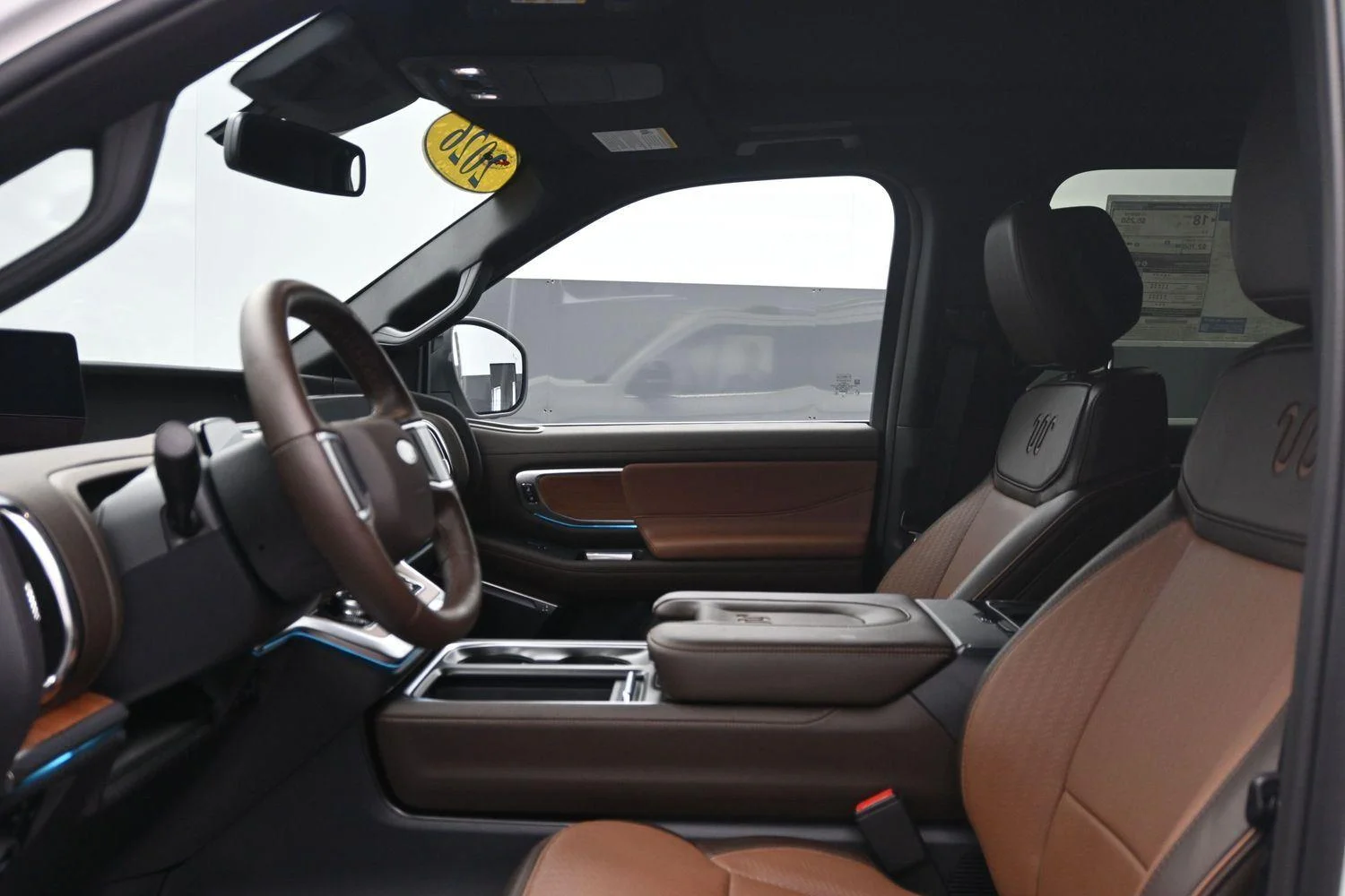 New 2026 Star White Metallic Tri-Coat Ford MAX King Ranch® image 22