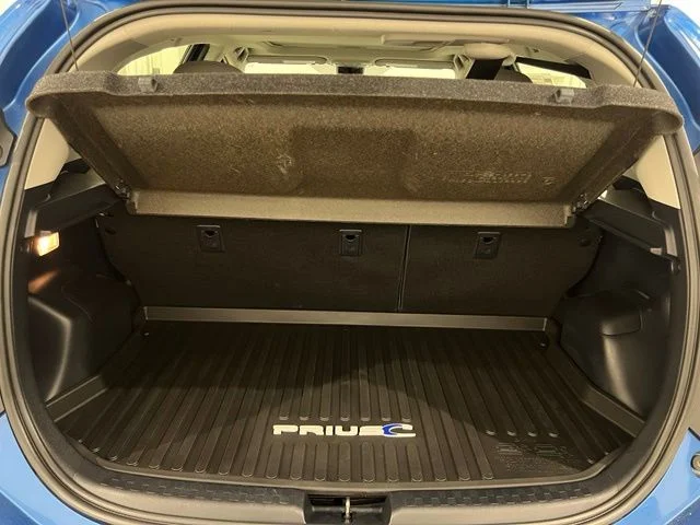 Used 2018 Blue Toyota Four image 20