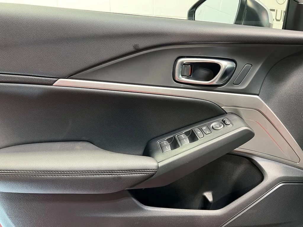 2025 Acura Integra Base - Photo 16