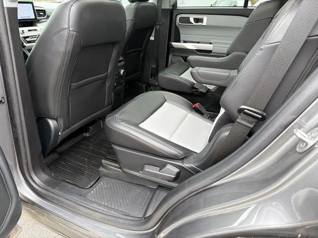Used 2023 Gray Ford XLT image 21