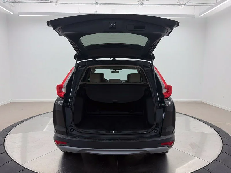Used 2018  Honda EX image 9