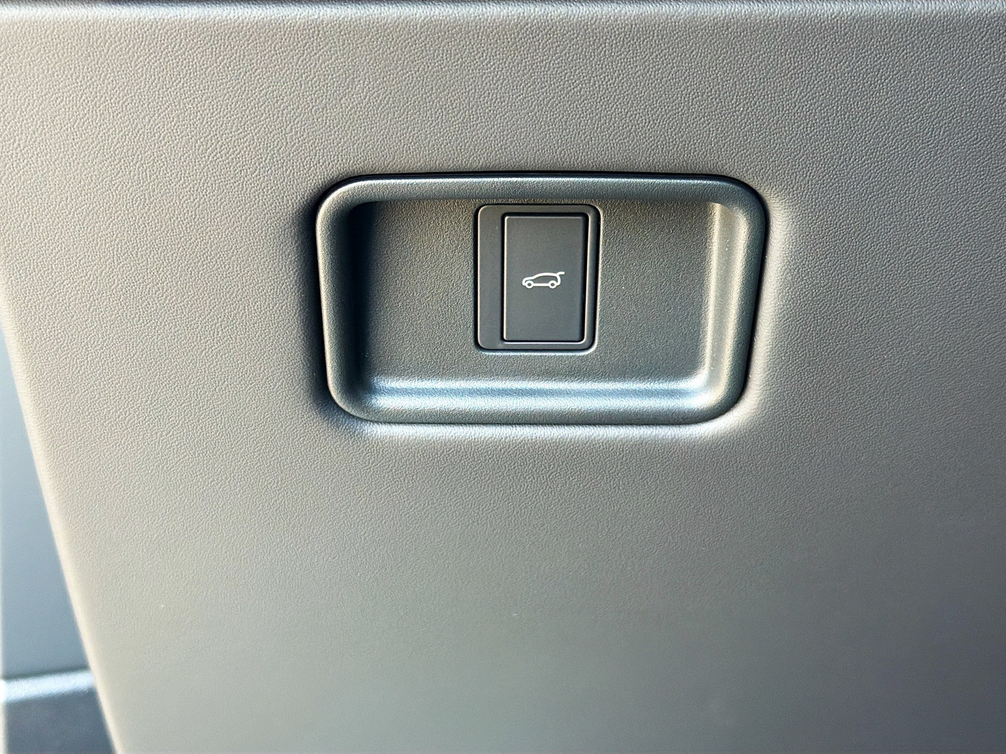 New 2026 Santorini Black LAND ROVER SE 7 Seats image 34