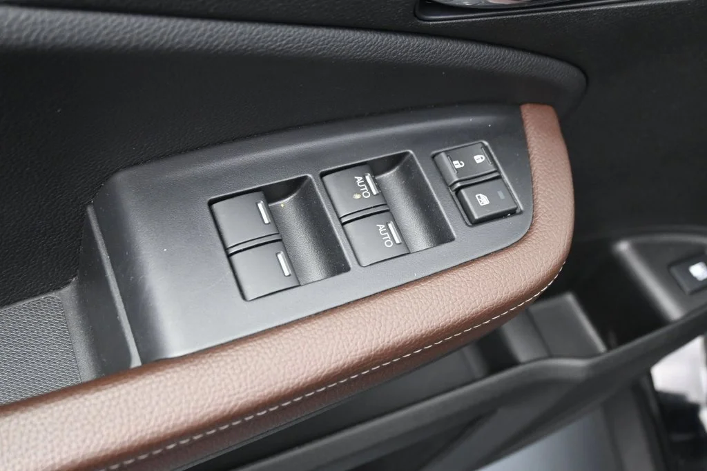 Used 2025 Black Honda RTL AWD image 17