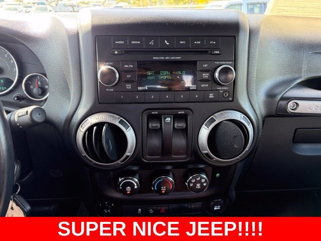 Used 2017 Bright White Clea Jeep Sport image 20