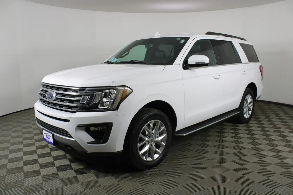 Used 2021 White Ford XLT image 3
