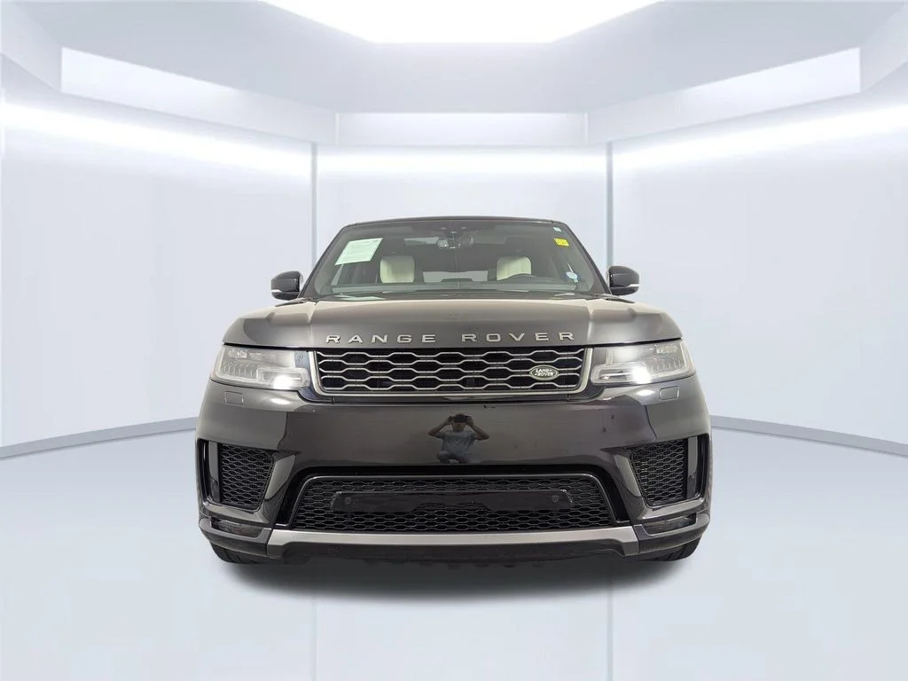 Used 2022 Black Land Rover HSE Silver Edition image 17