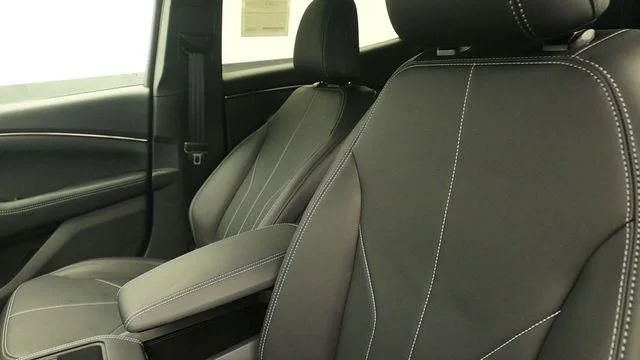 New 2026 Glacier Gray Metallic Tri-coat Ford Select image 20