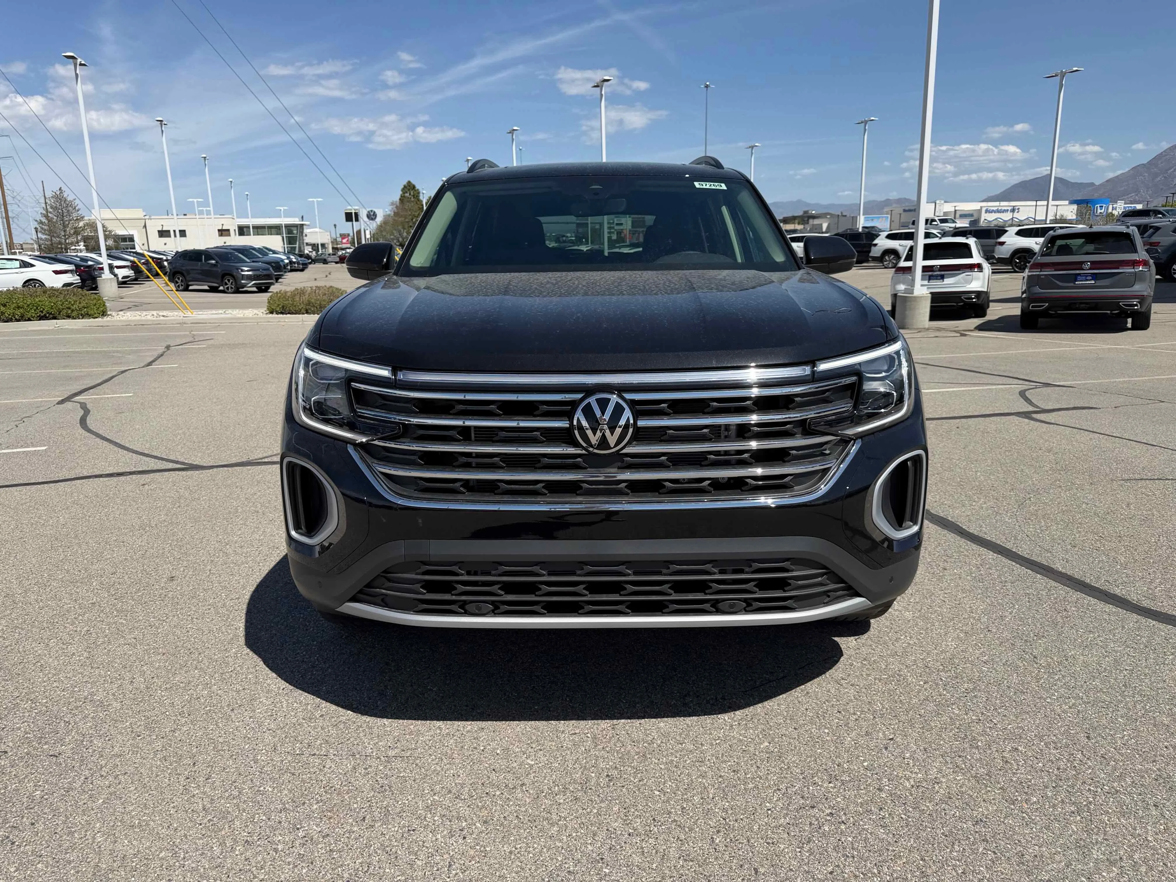 New 2026 Deep Black Volkswagen 2.0T SE w/Technology image 10