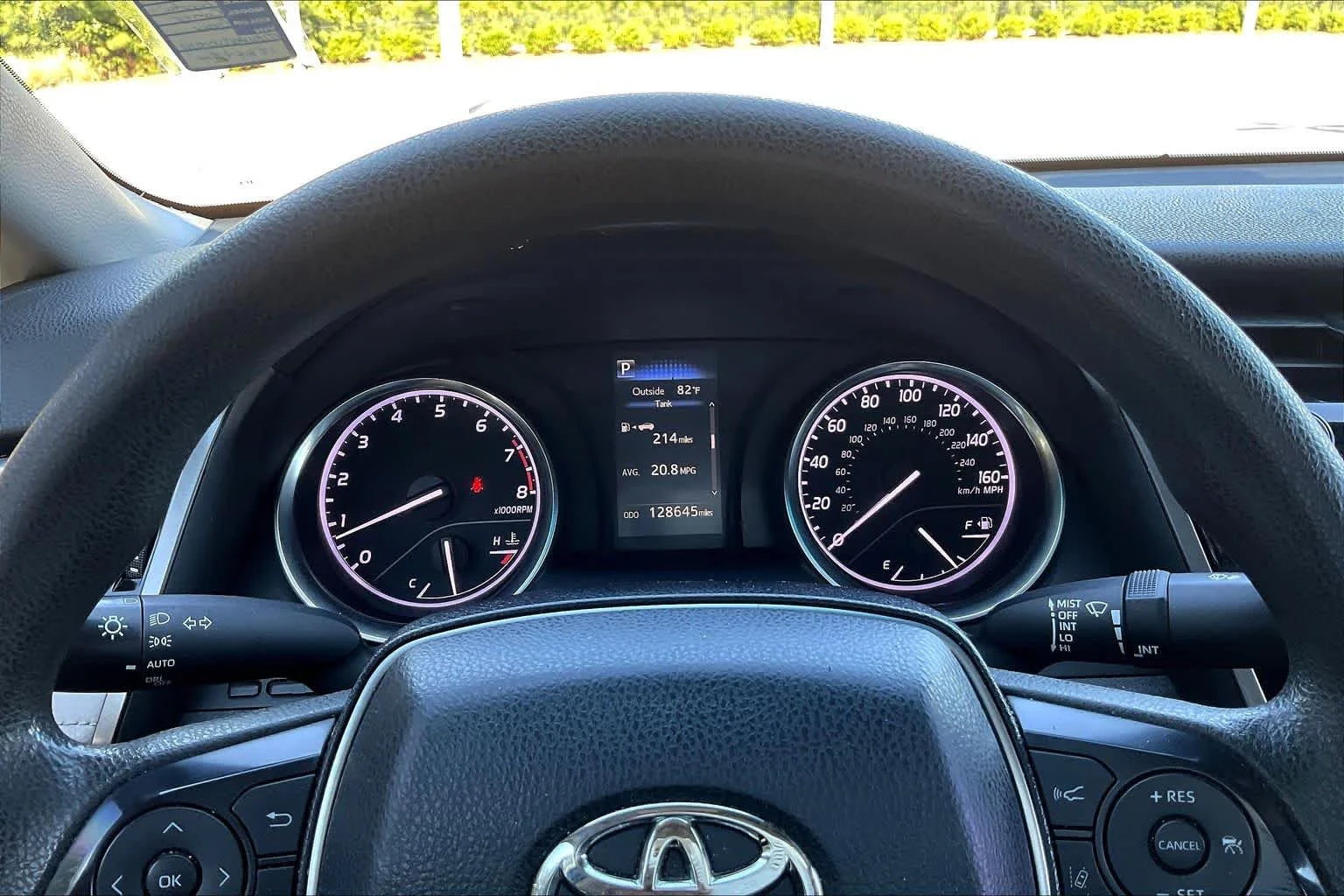 Used 2018 Predawn Gray Mica Toyota LE image 25
