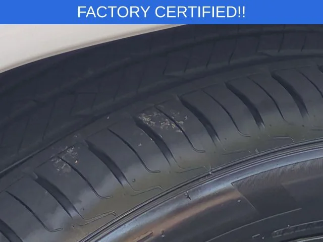 Used 2018 White Jeep Altitude image 11