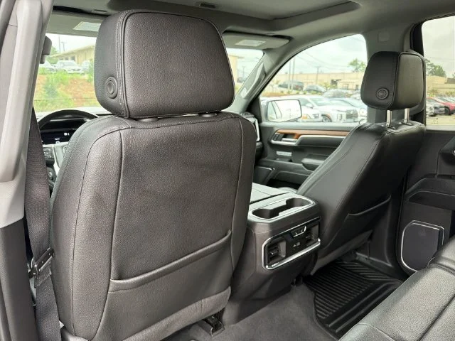 Used 2023  GMC Denali image 38