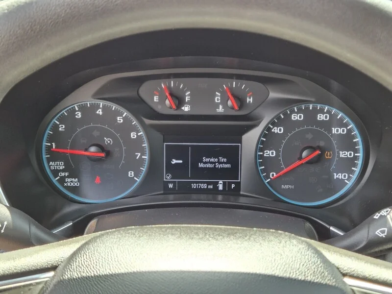 2018 Chevrolet Equinox LS - Photo 19