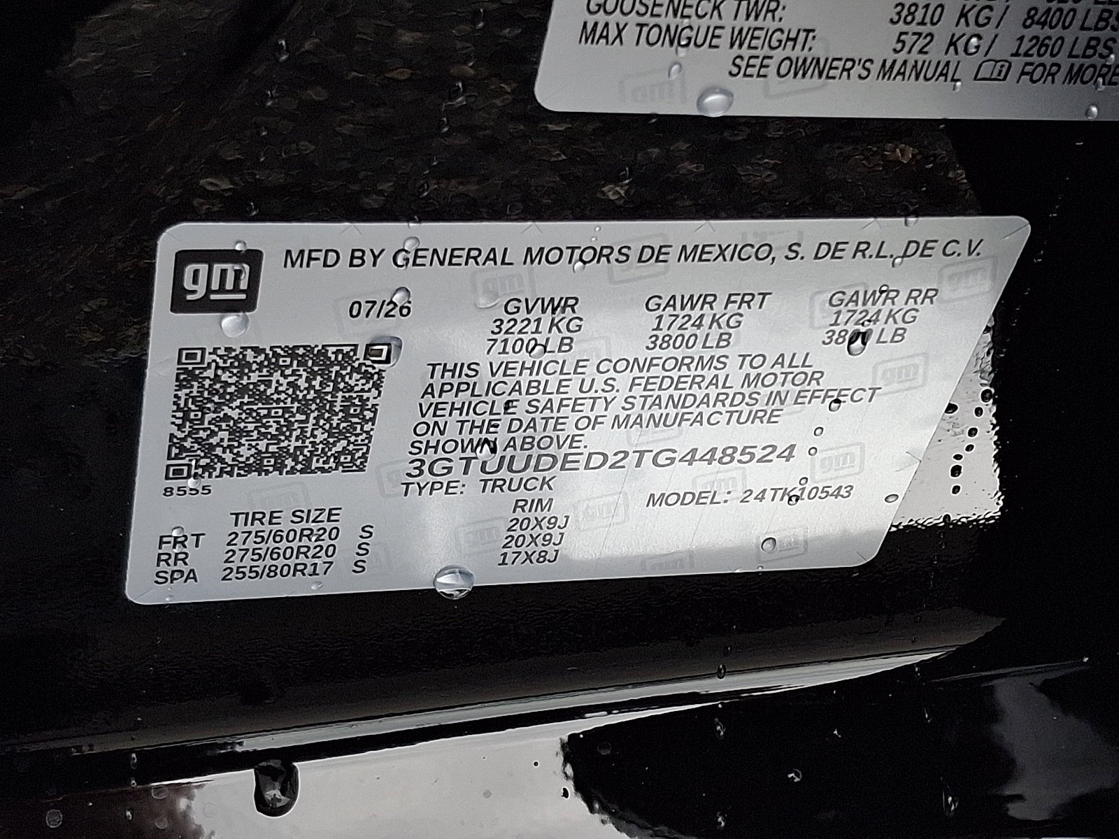 New 2026 Onyx Black GMC SLT image 10