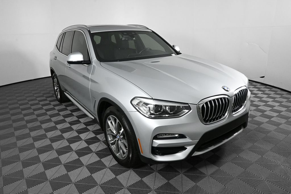 Used 2019 Silver BMW sDrive30i image 23
