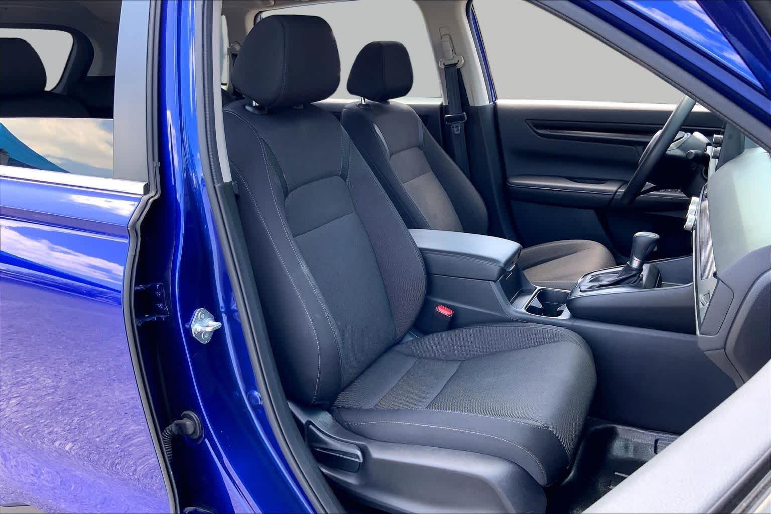 Used 2025 Still Night Pearl Honda EX image 9
