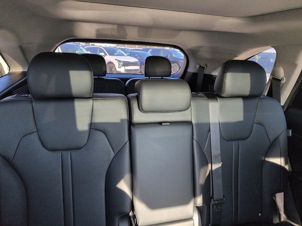 2026 Kia Sorento S - Photo 8
