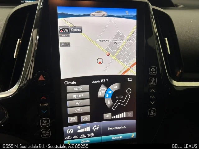 Used 2018 White Toyota Four Touring image 19
