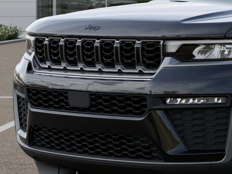 New 2027 High-Gloss Black Paint Jeep Limited image 37