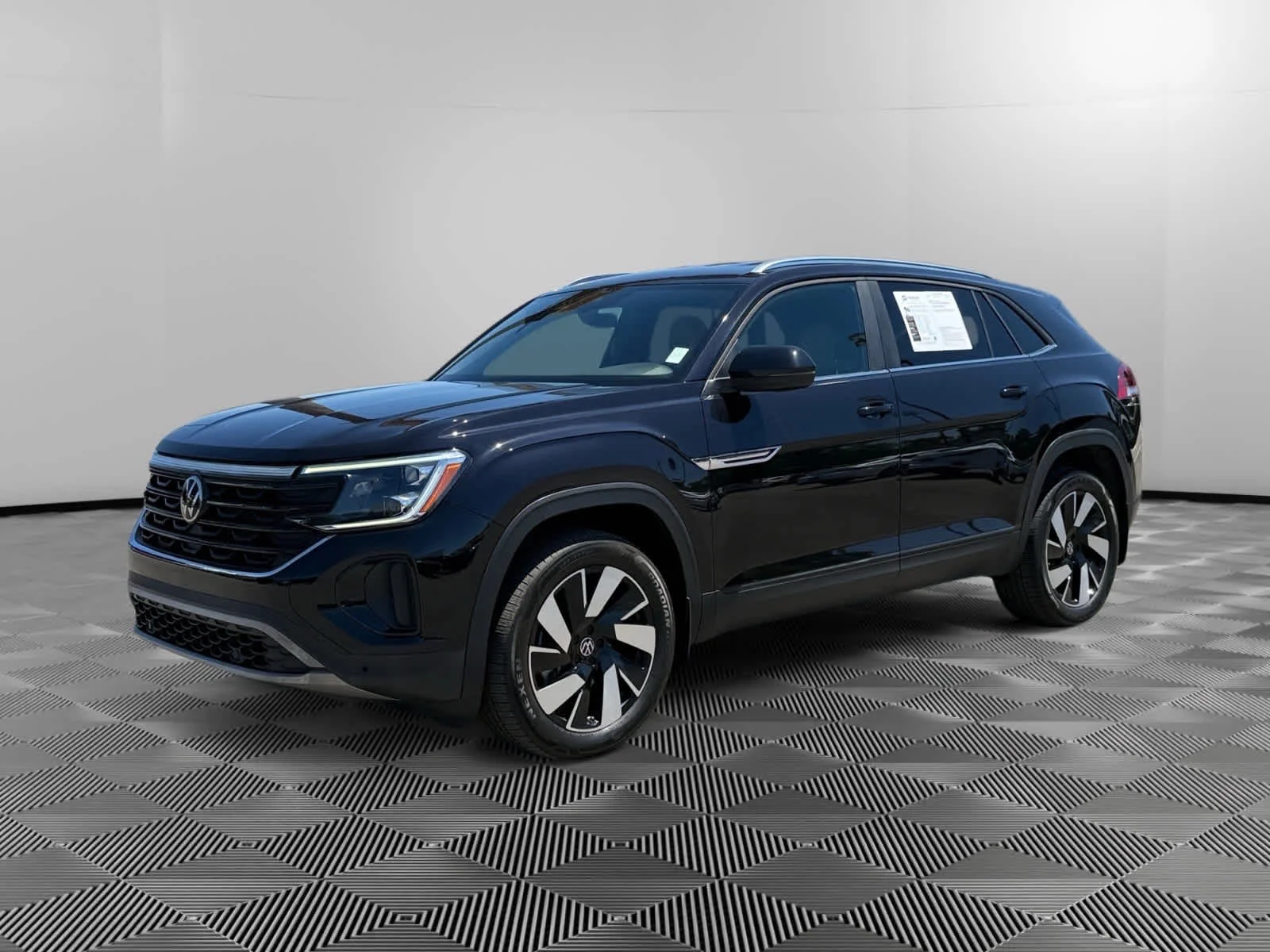 2024 Volkswagen Atlas Cross Sport 2.0T SE w/Tech's photo