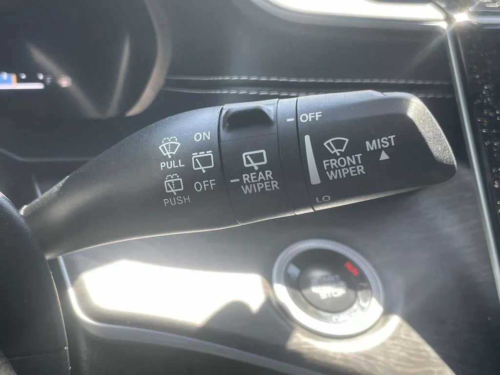 Used 2024 Silver Jeep Limited image 36