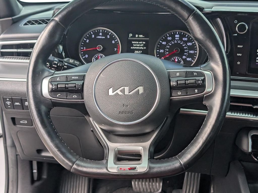 Used 2022 White Kia GT-Line image 15