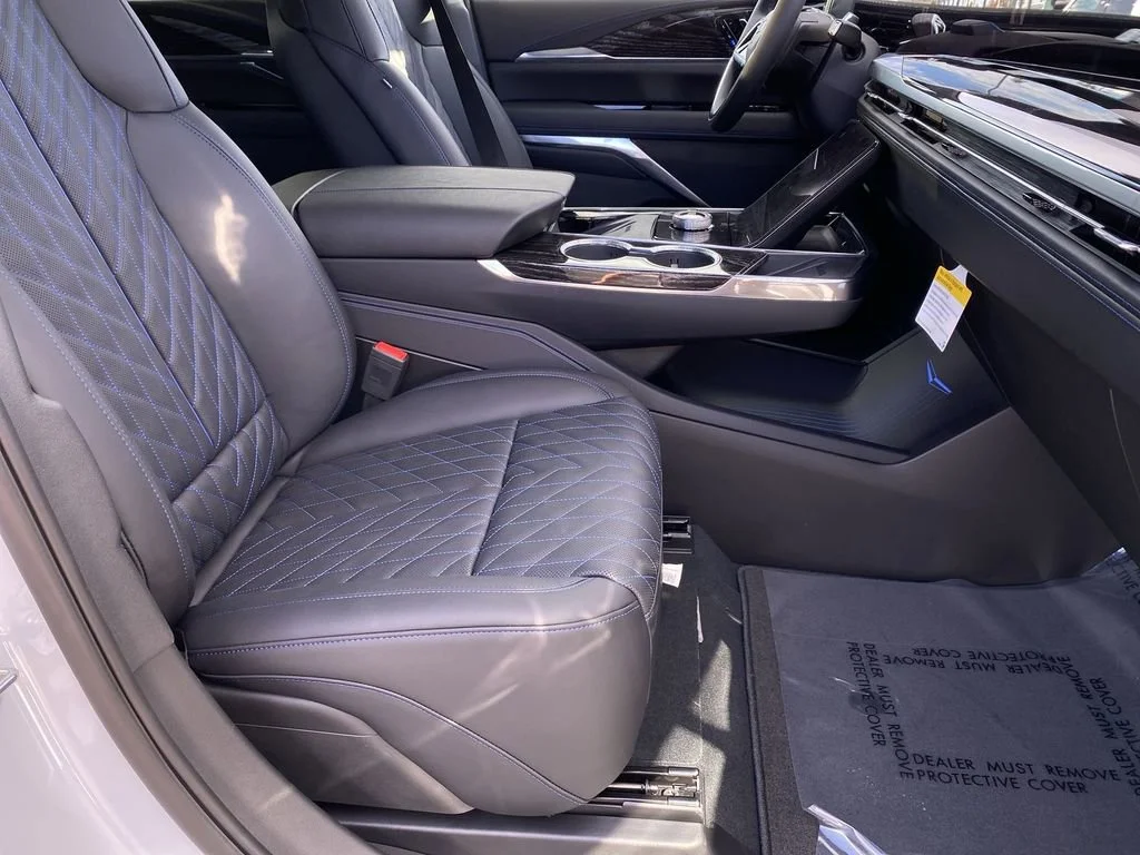 2026 Cadillac Escalade IQL Sport - Photo 46