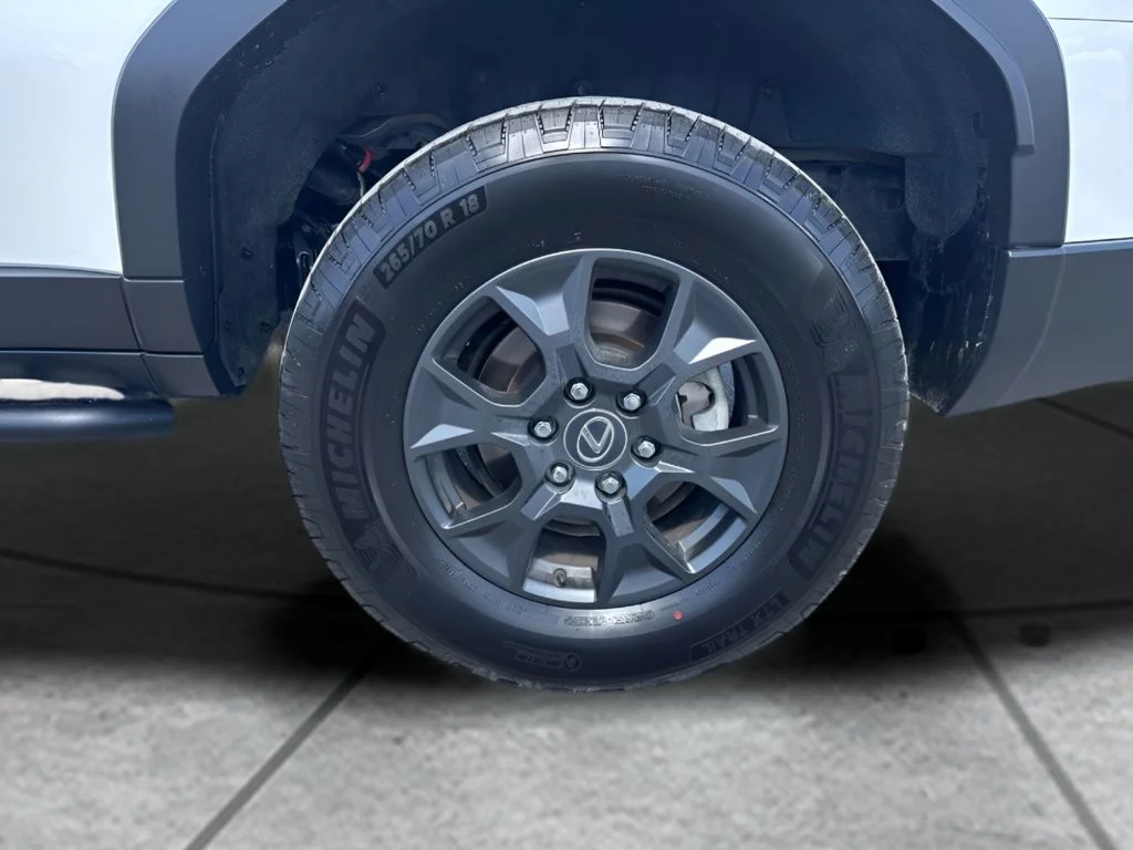 Used 2024  Lexus 550 Overtrail+ image 33