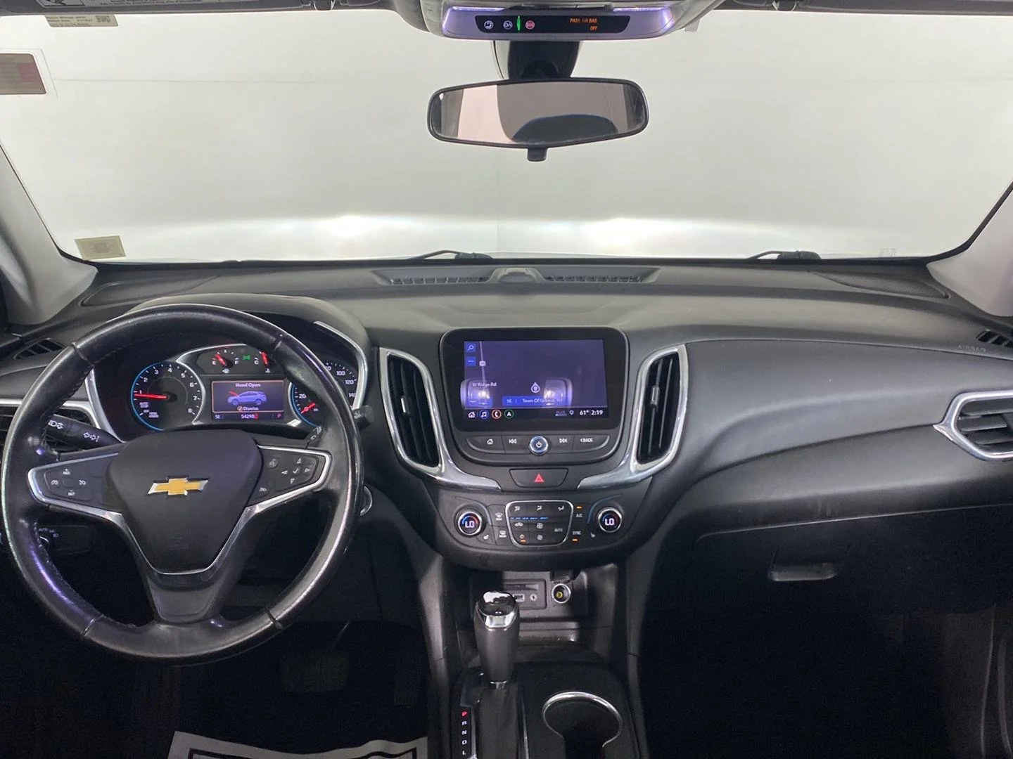 Used 2019 Iridescent Pearl Tricoat Chevrolet LT image 16