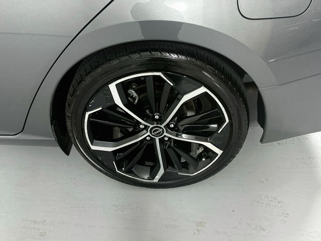Used 2024 Gray Nissan 2.5 SR image 29