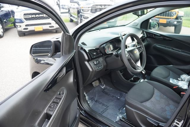 Certified Used 2017 Black Chevrolet 1LT image 14
