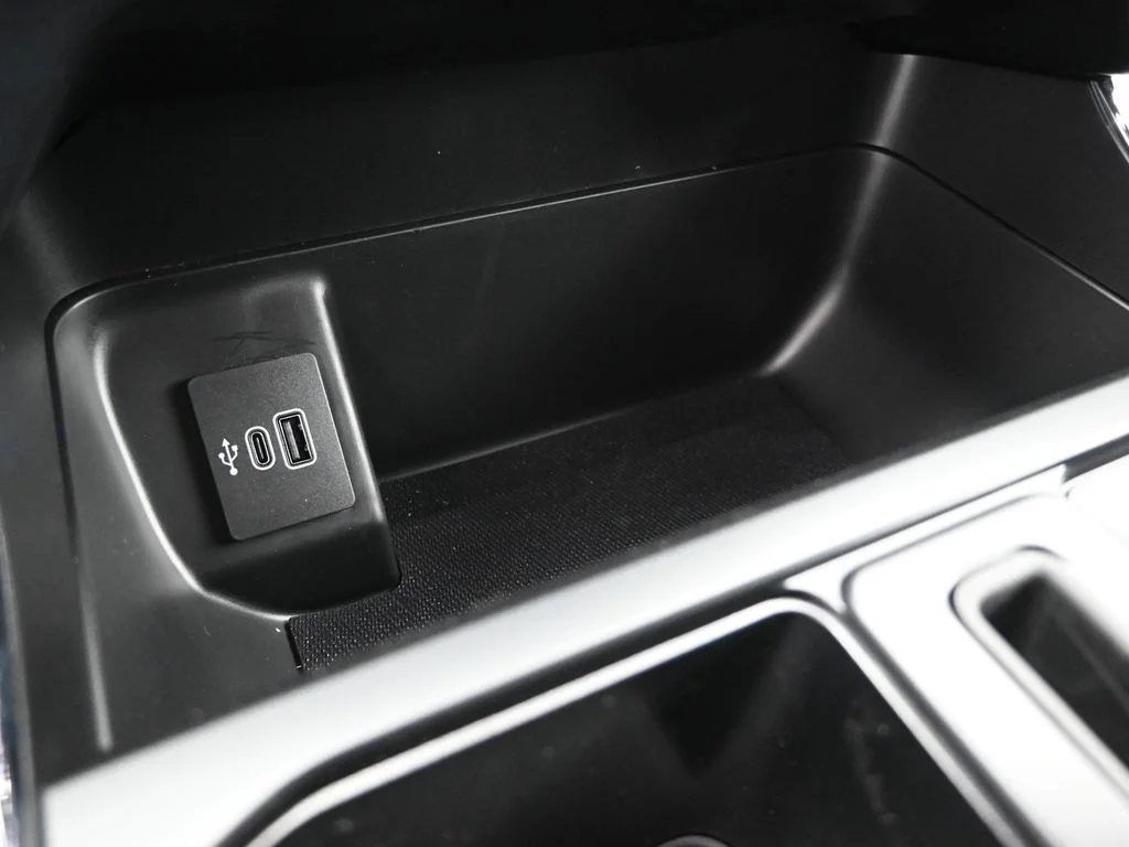 New 2026 Oxford White Ford XLT image 18