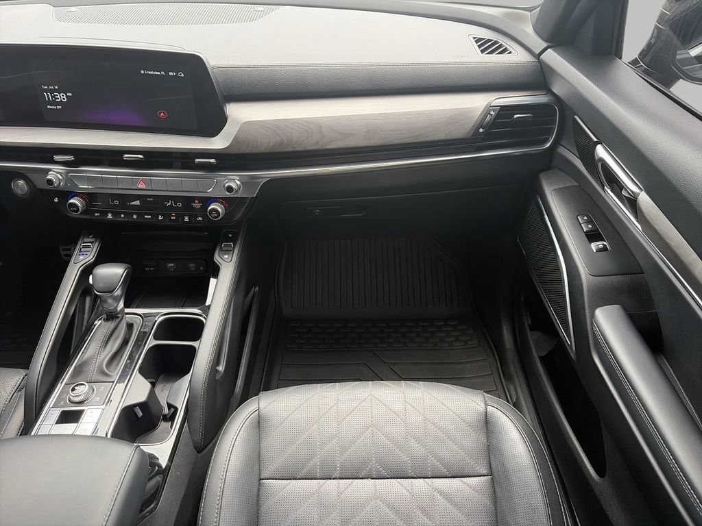 Used 2024  Kia SX X-Pro image 13