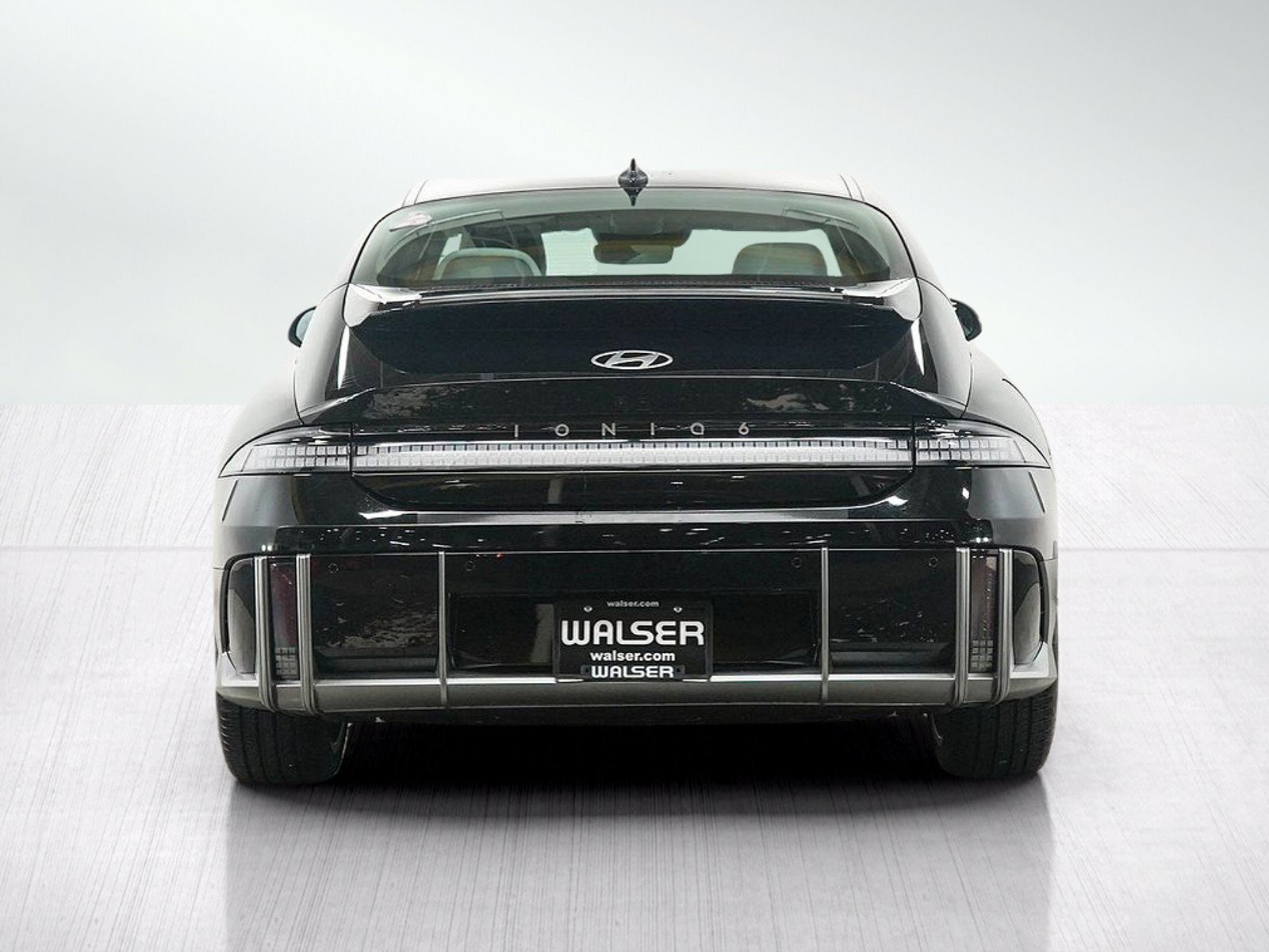 Used 2023 Onyx Black Hyundai SEL AWD image 5