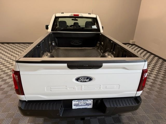 New 2026 Oxford White Ford XL image 12