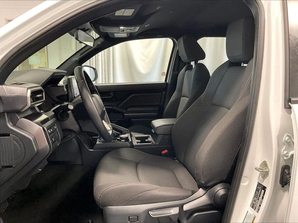 Used 2025 White Toyota SR5 image 10