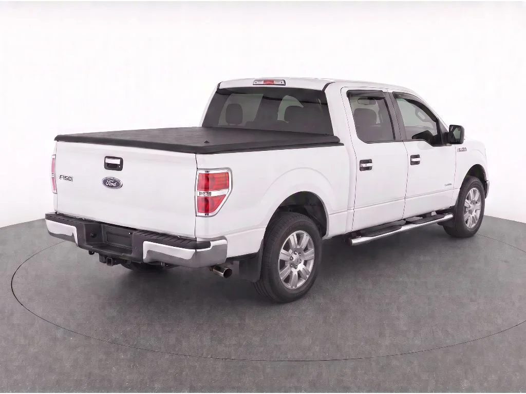 Used 2011 Oxford White Ford XLT image 5