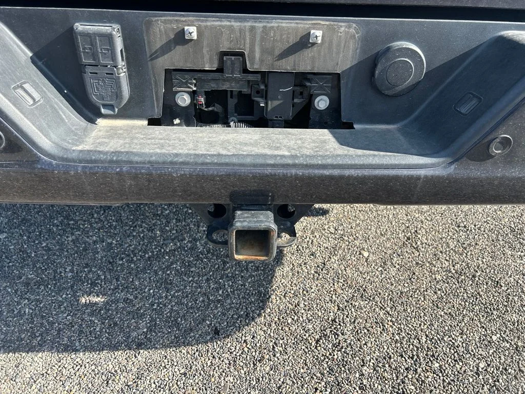 Used 2022 Titanium GMC AT4X image 10