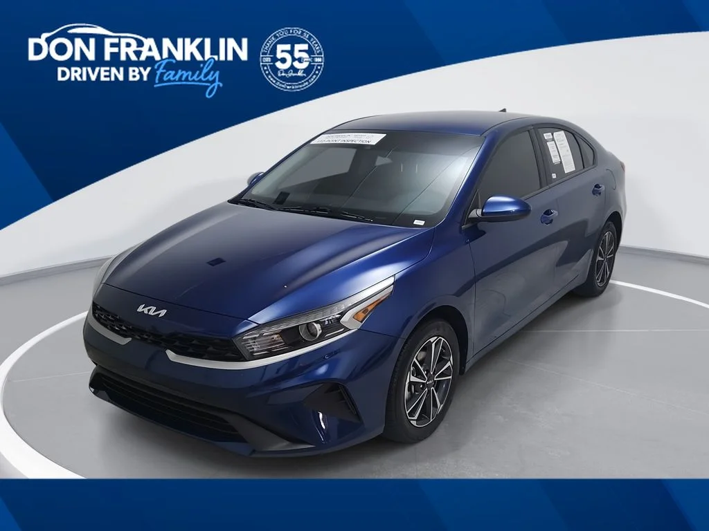 2024 Kia Forte LXS AT's photo