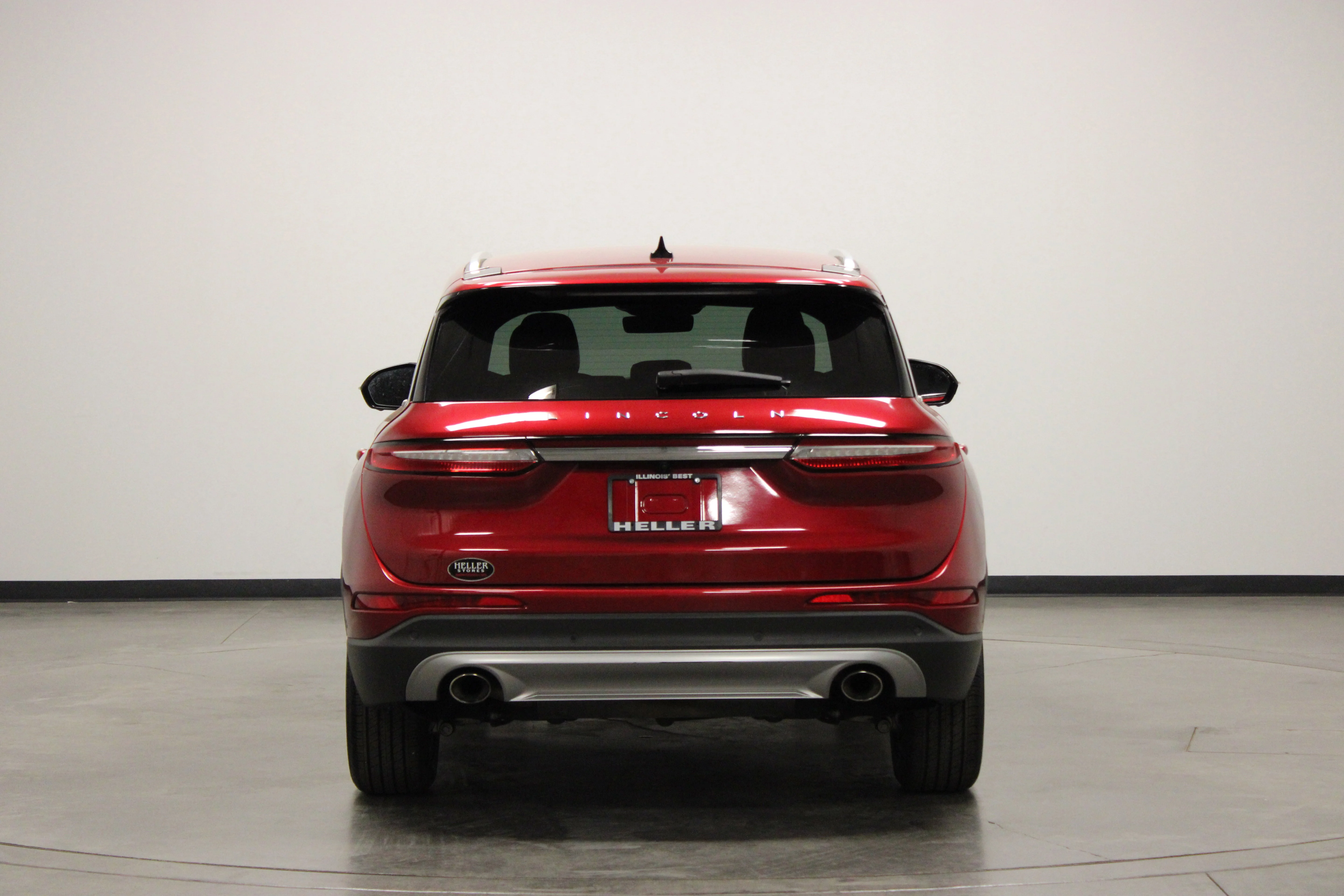 Used 2022 Red Lincoln Reserve image 7