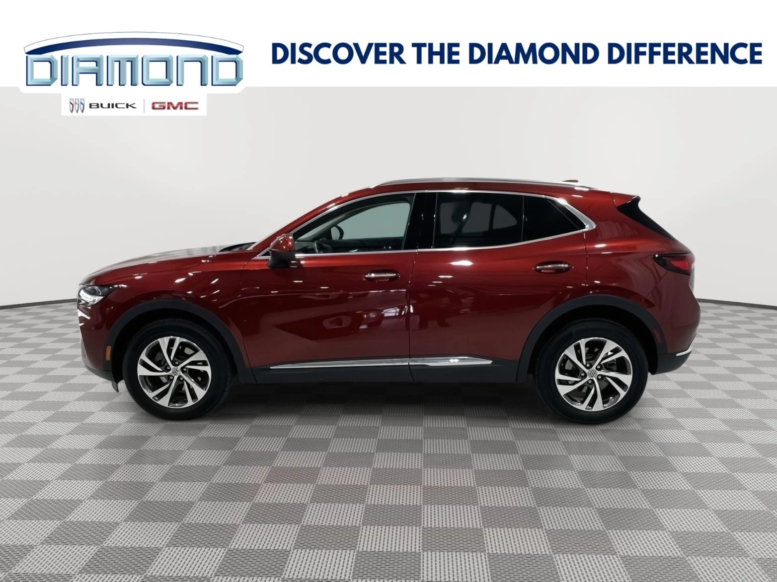 Used 2023 CINNABAR METALLIC Buick Essence image 1