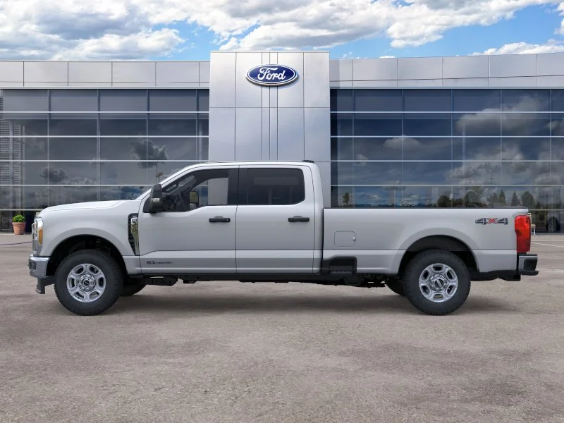 New 2026 Agate Black Metallic Ford XLT image 28