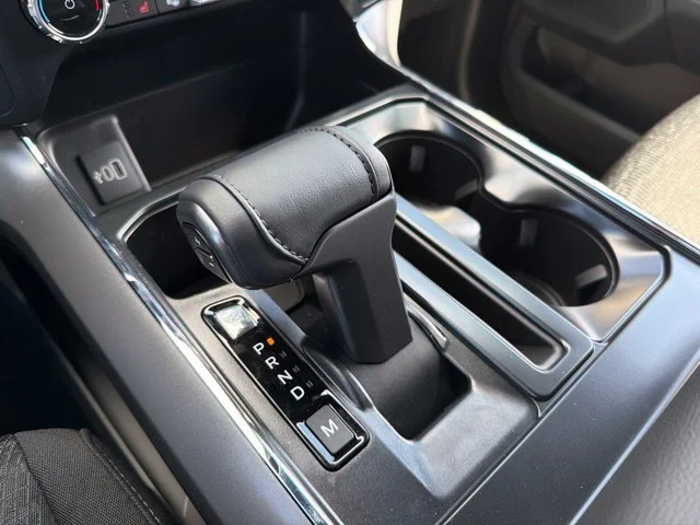 New 2026 Agate Black Metallic Ford XLT image 19
